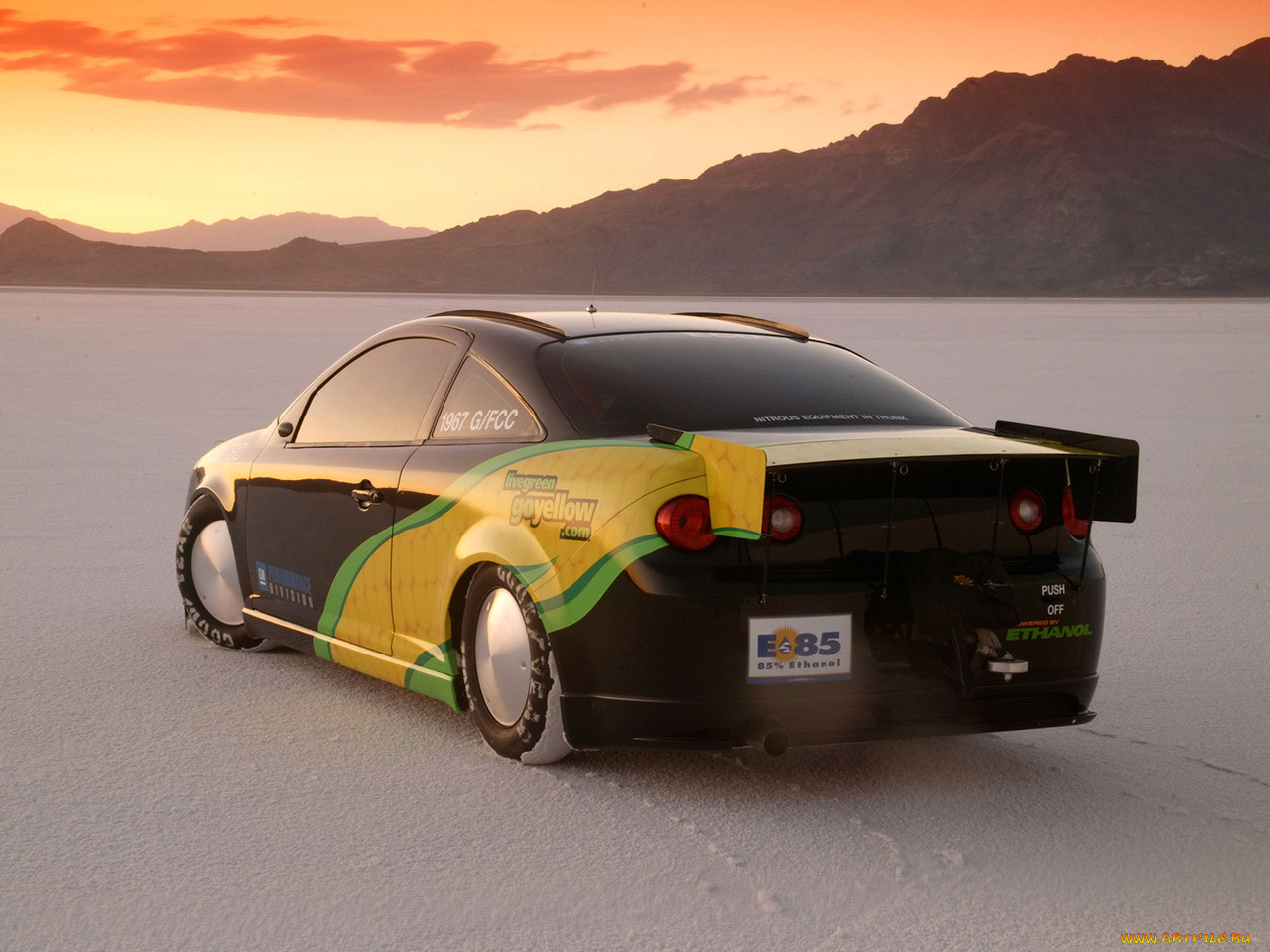 2006, chevrolet, at, the, bonneville, salt, flats, cobalt, ss, 